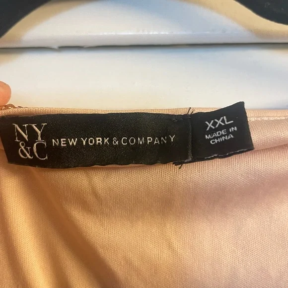 New York & Company Rose Gold Sequined Short Sleeve Balloon Hem Blouse XXL - Picture 6 of 7